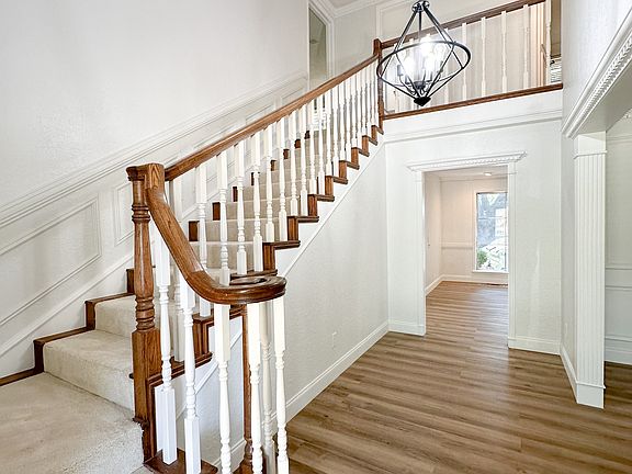 4th image of 7518 NW Stonegate Dr