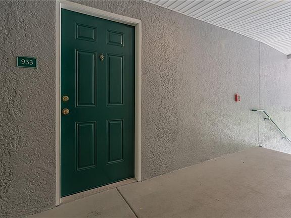 4th image of 18001 Richmond Place Dr APT 933