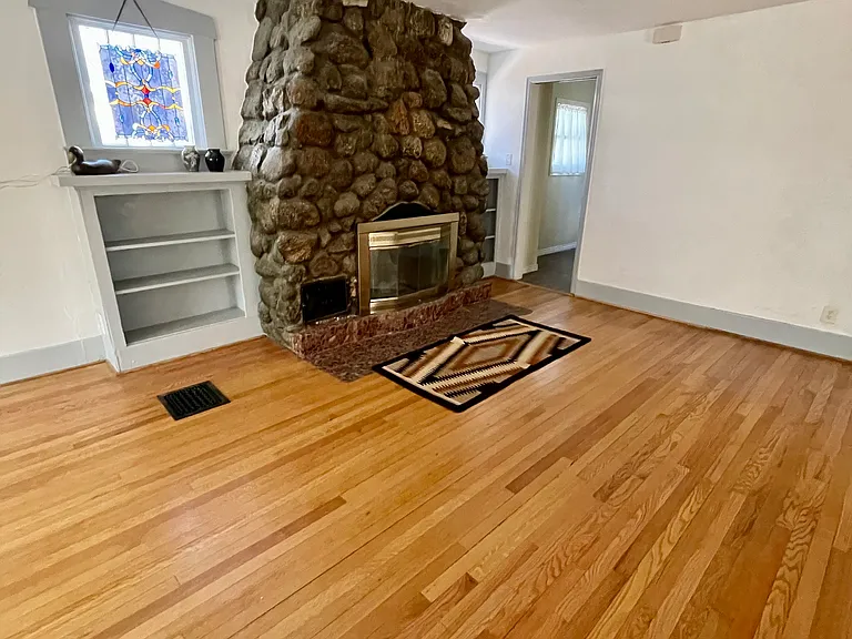 15 Wolfe Ave — Photo 13