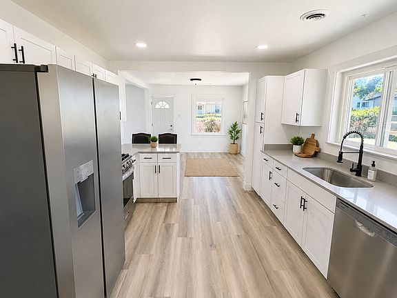 3rd image of 2770 S 8560 W