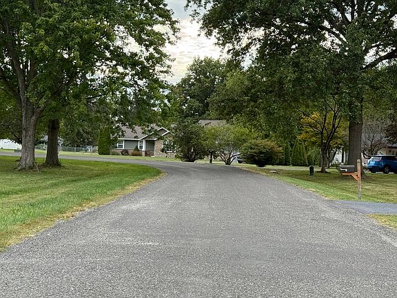4th image of 504 Coventry Rd