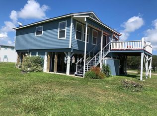 19 2nd Jensen Point St, Palacios, TX 77465