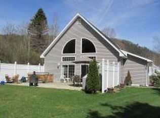 35 Bennett St, Hallstead, PA 18822