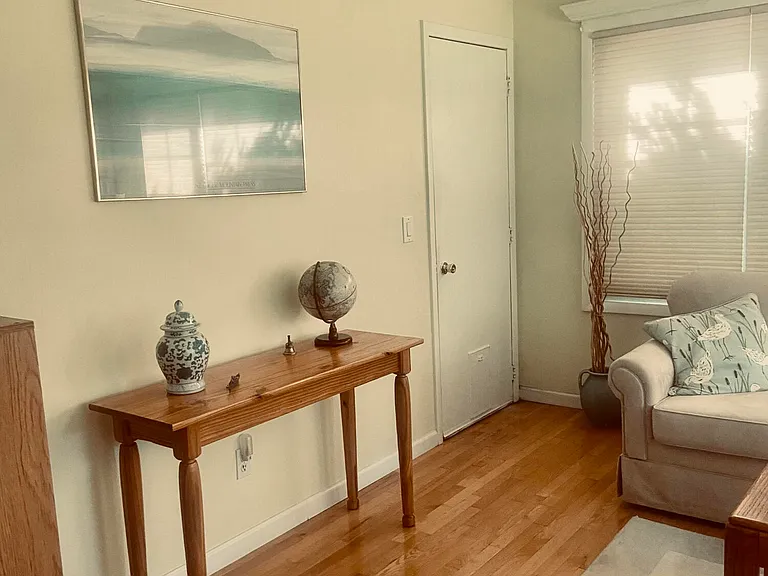 7 Basset Dr — Photo 10