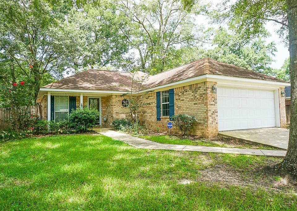 1st image of 6940 Gray Oaks Dr
