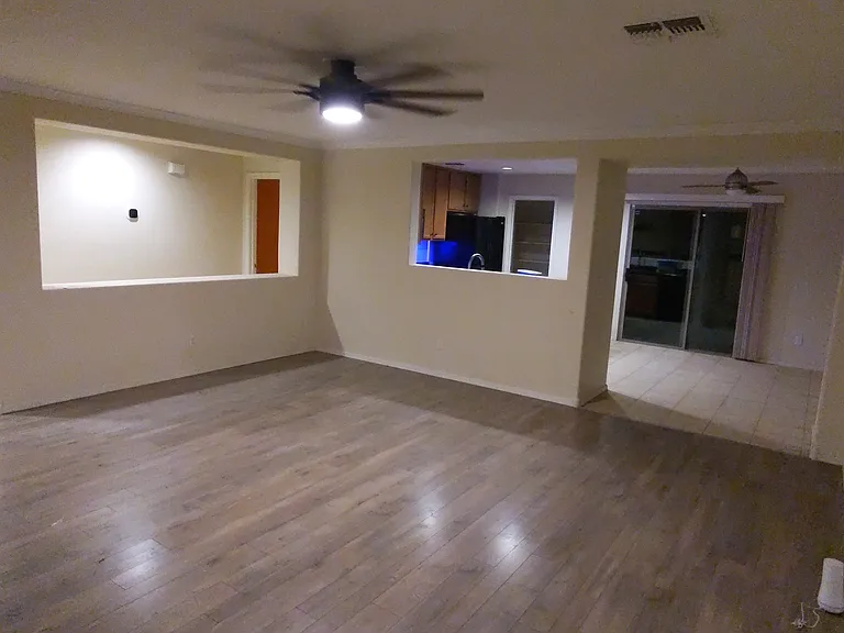 906 E Desert Rose Trl — Photo 8