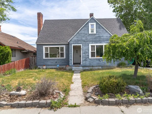 931 Monroe Street, Wenatchee, WA 98801