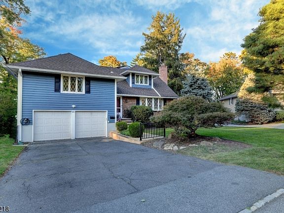 2nd image of 25 Morningside Cir