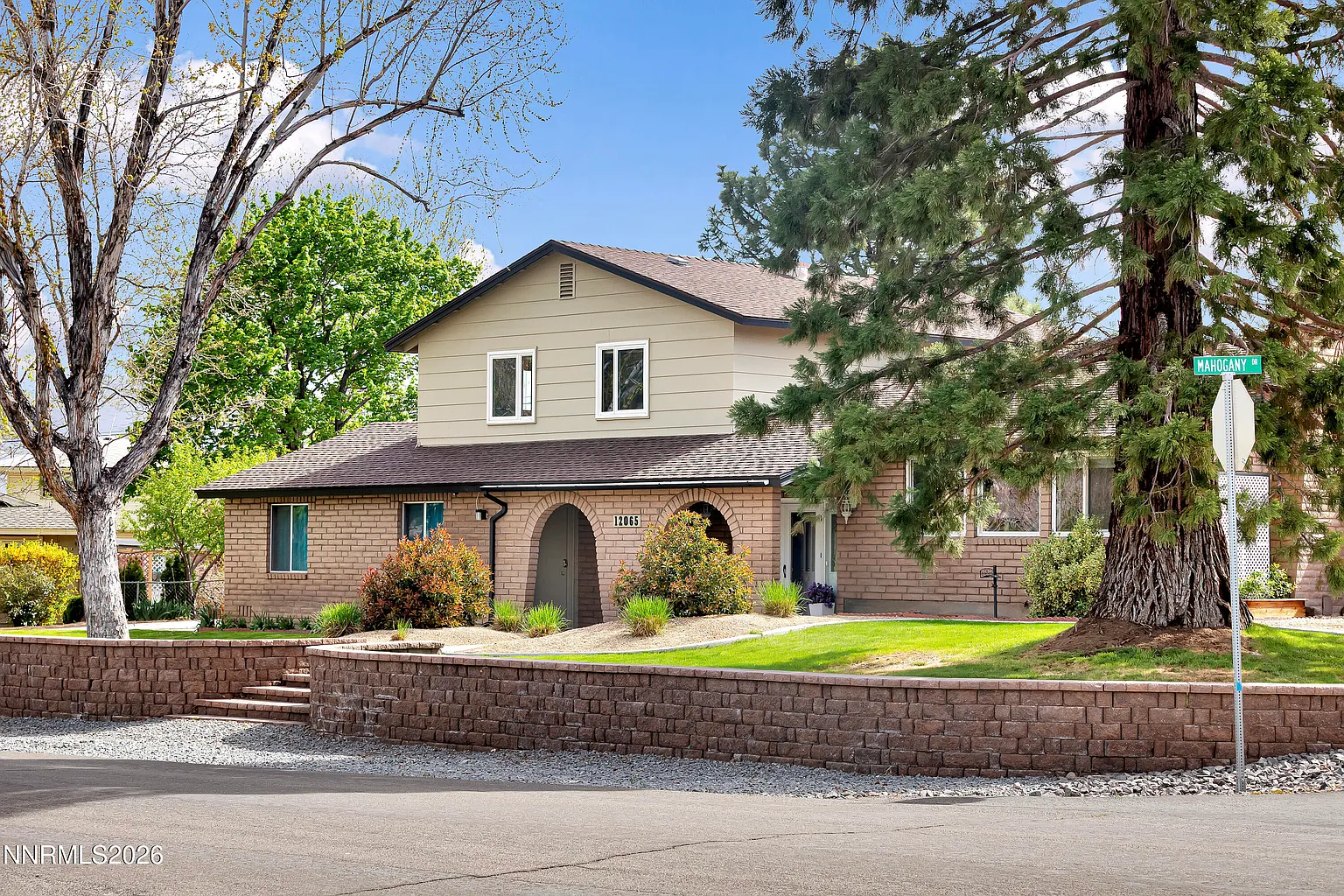 12065 Stoney Brook Dr photo 1