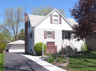 216 W Graham Ave, Lombard, IL
