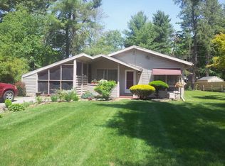 22 Lindsay Rd, Springfield, MA 01128