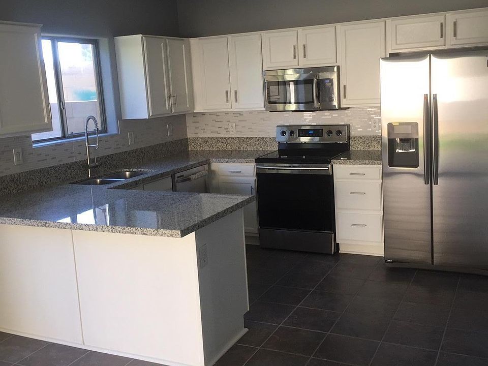 1st image of 11827 N 51st Dr