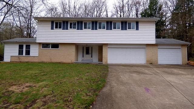1st image of 730 Beechwood Dr