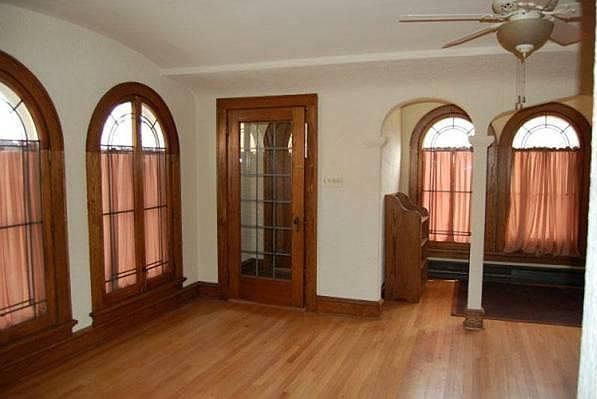 1st image of 1708 E Menlo Blvd
