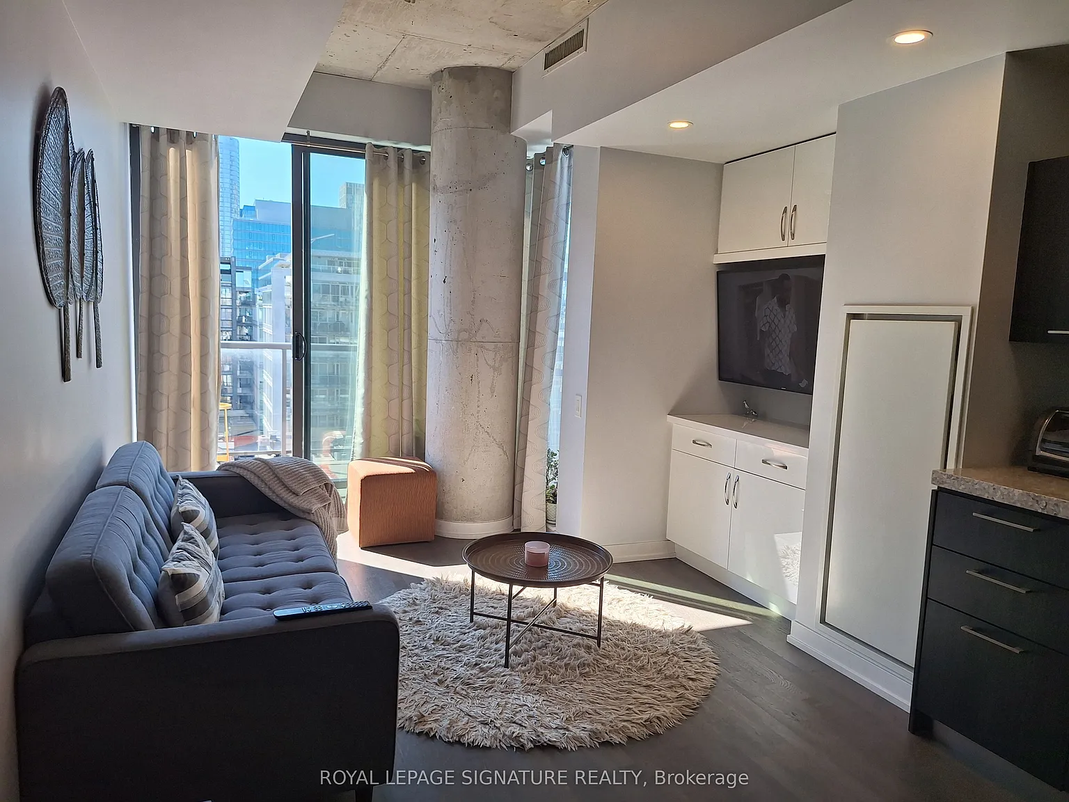 1 bed, $2,575 — Photo 3