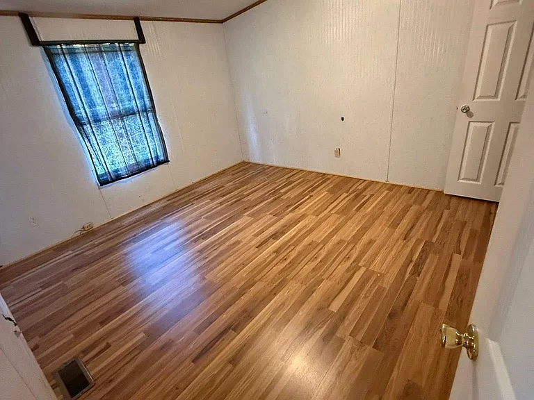 3502 S Camellia — Photo 6