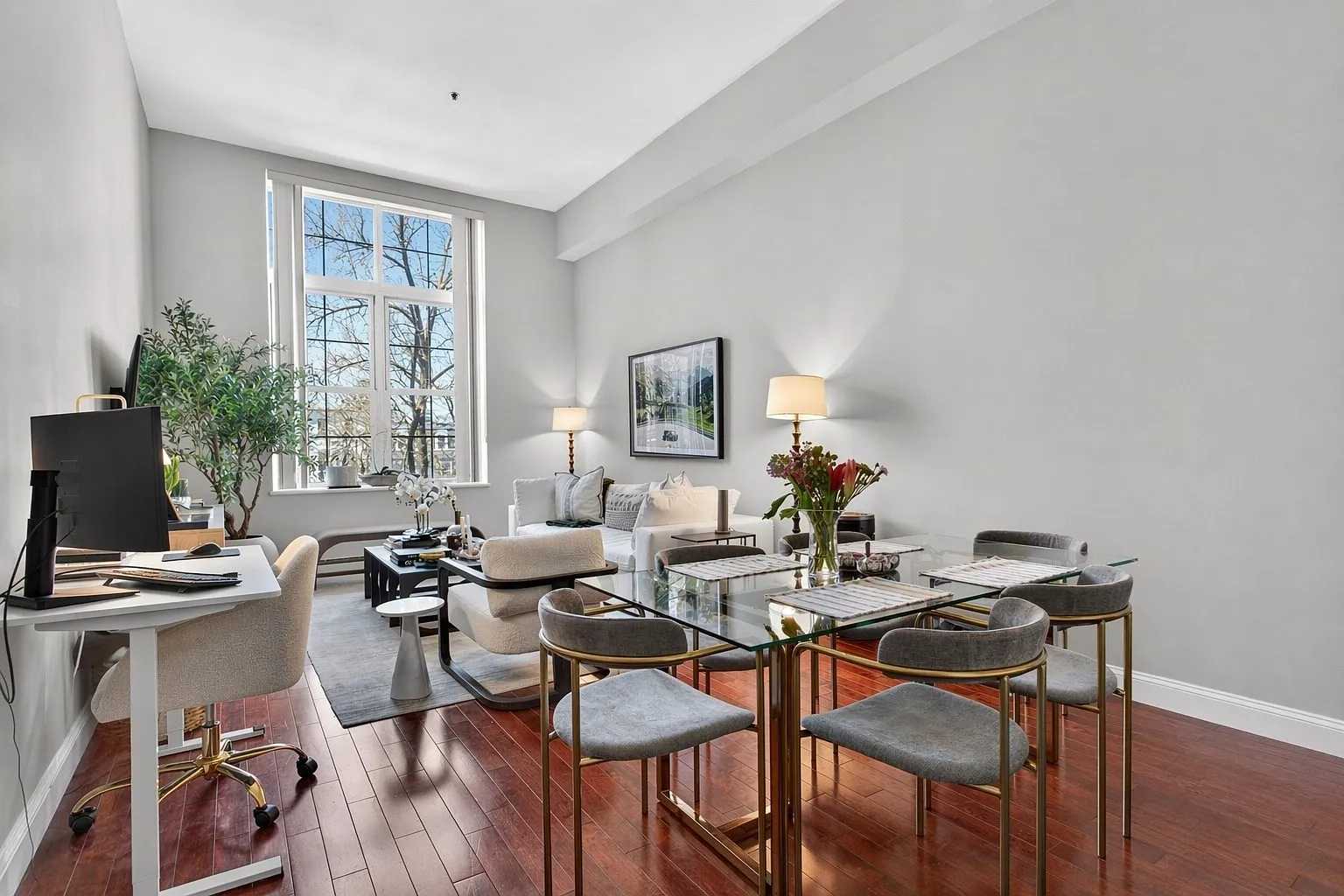 1 bed, 1.0 bath, 885 sqft, $3,400 — Photo 1