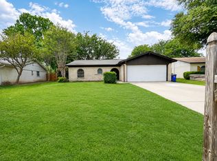 6617 Nola Dr, Watauga, TX 76148