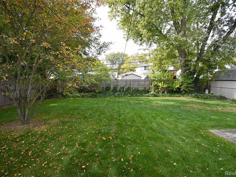 513 N Marias Ave, photo 26