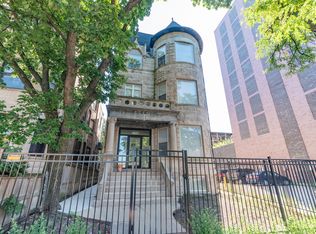 3927 N Clarendon Ave APT 1F, Chicago, IL 60613