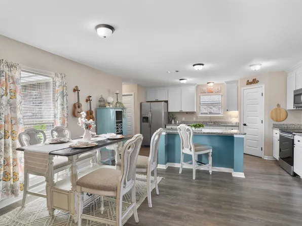 746 Douglas Andrew Ave, Gonzales, LA 70737