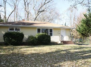 1 Rosewood Ter, Middletown, NJ 07748