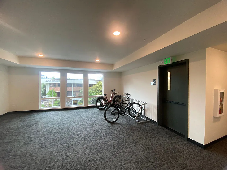 401 UNION