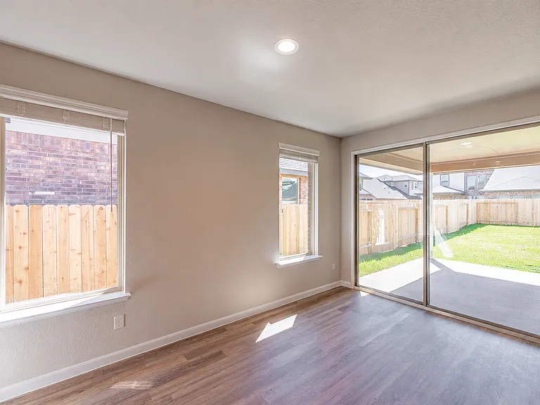 28503 Hannahs Harbor Ln — Photo 7