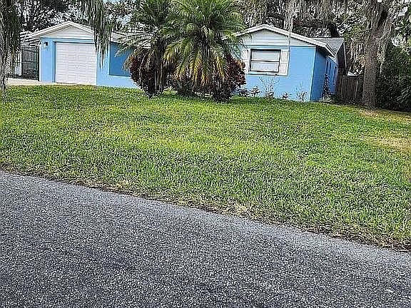 3rd image of 6819 Parkside Dr