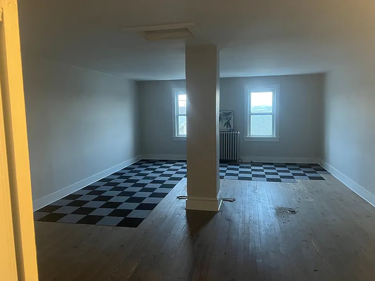440 Washington St — Photo 3