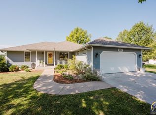 5747 SE Paulen Rd, Berryton, KS 66409