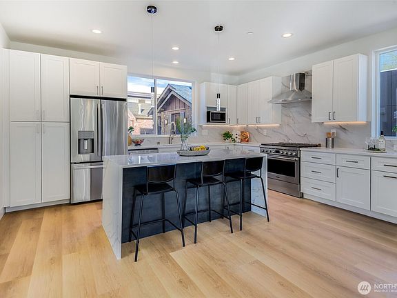 3rd image of 10630 E Riverside Dr