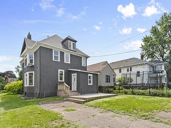 3rd image of 1323 Lincoln Ave