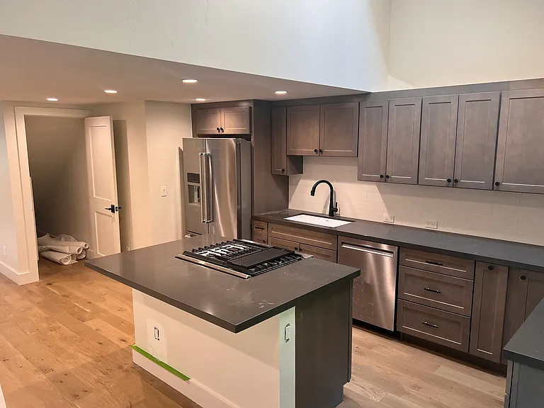 446 W Dakota Ave #1 — Photo 2