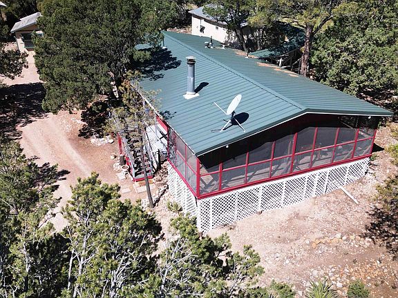 4th image of 88 Chresta Loma Dr