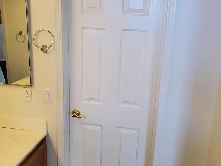 1507 S 171st Ln — Photo 30