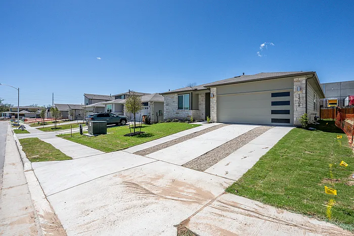 13708 Lubeck Dr — Photo 24