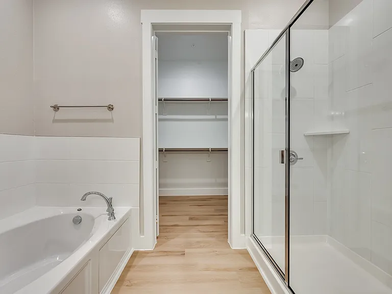 D1-Bend-Bathroom D1-Bend-Bathroom