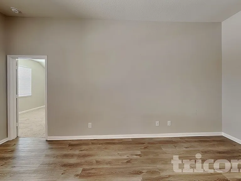 7138 Turnbow — Photo 2