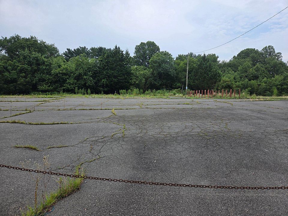 1st image of 3155 W Ox Rd