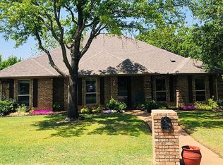 2931 Roaring Springs Rd, Grapevine, TX 76051