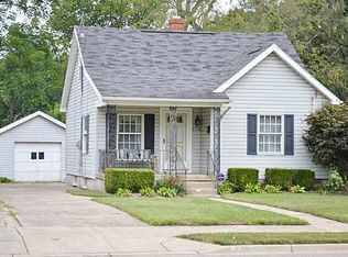 779 N Burnett Rd, Springfield, OH 45503