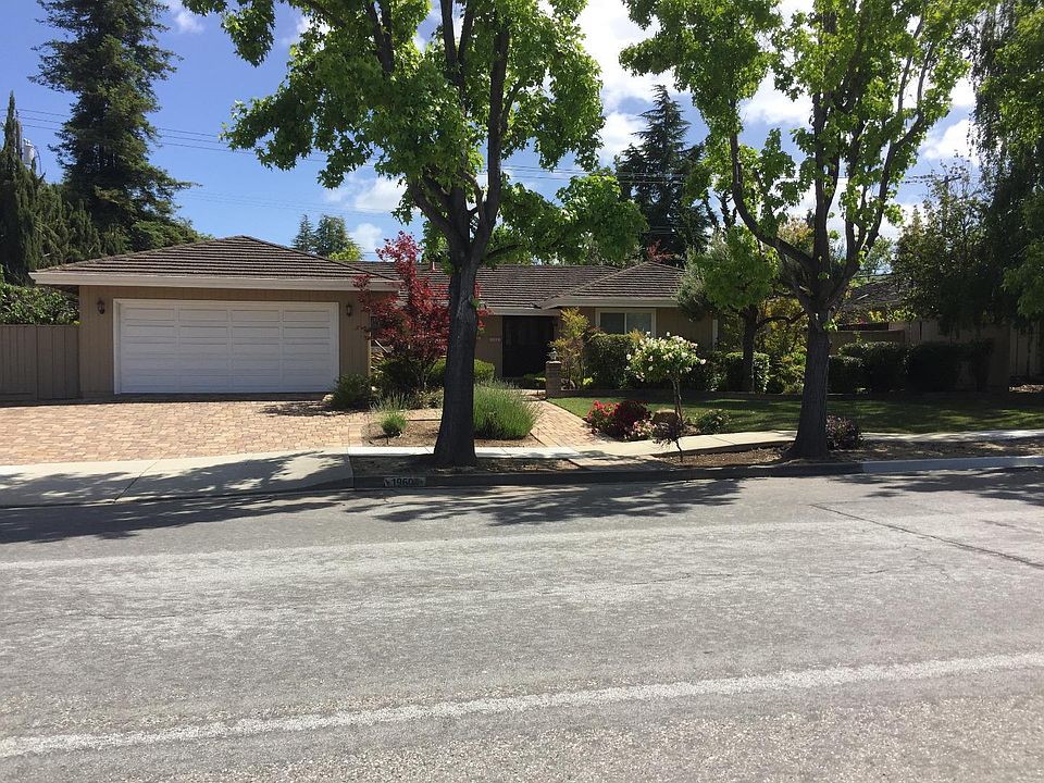 1st image of 19601 Via Escuela Dr