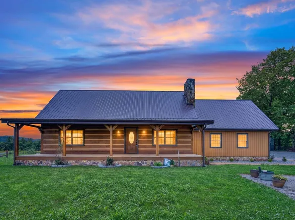 620 Oak Ln, Kingston, OH 45644
