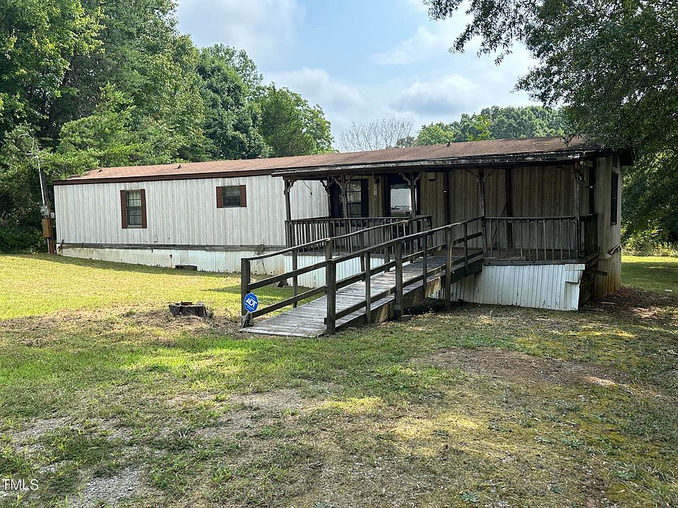 1st image of 270 Shady Ln