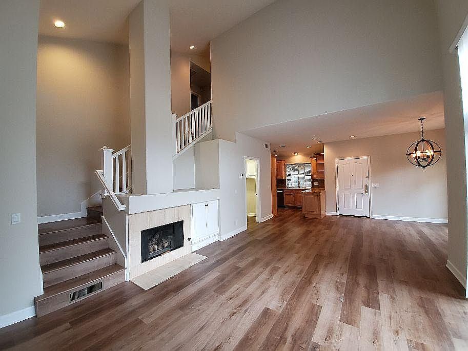1st image of 291 Calle Esperanza