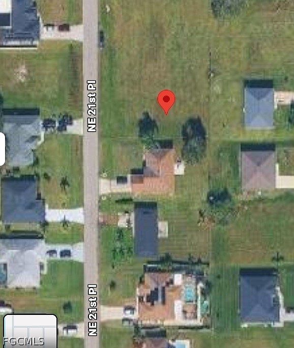 2nd image of 1415 NE 21st Pl