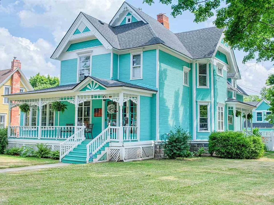 421 W Oliver St, Owosso, MI 48867 Zillow