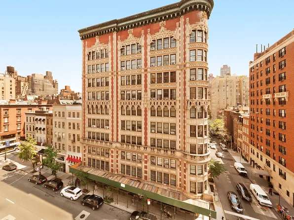 21 East 66th Street image 10 of 25