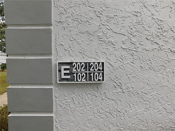 2nd image of 588 Fairways Ln APT E202